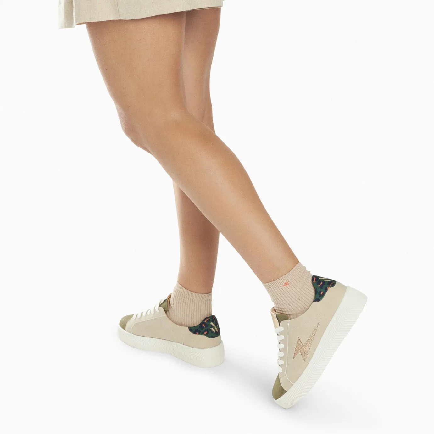 Vanessa Wu Sneakers | Baskets Eclair Berthe Beige Et Kaki A Lacets