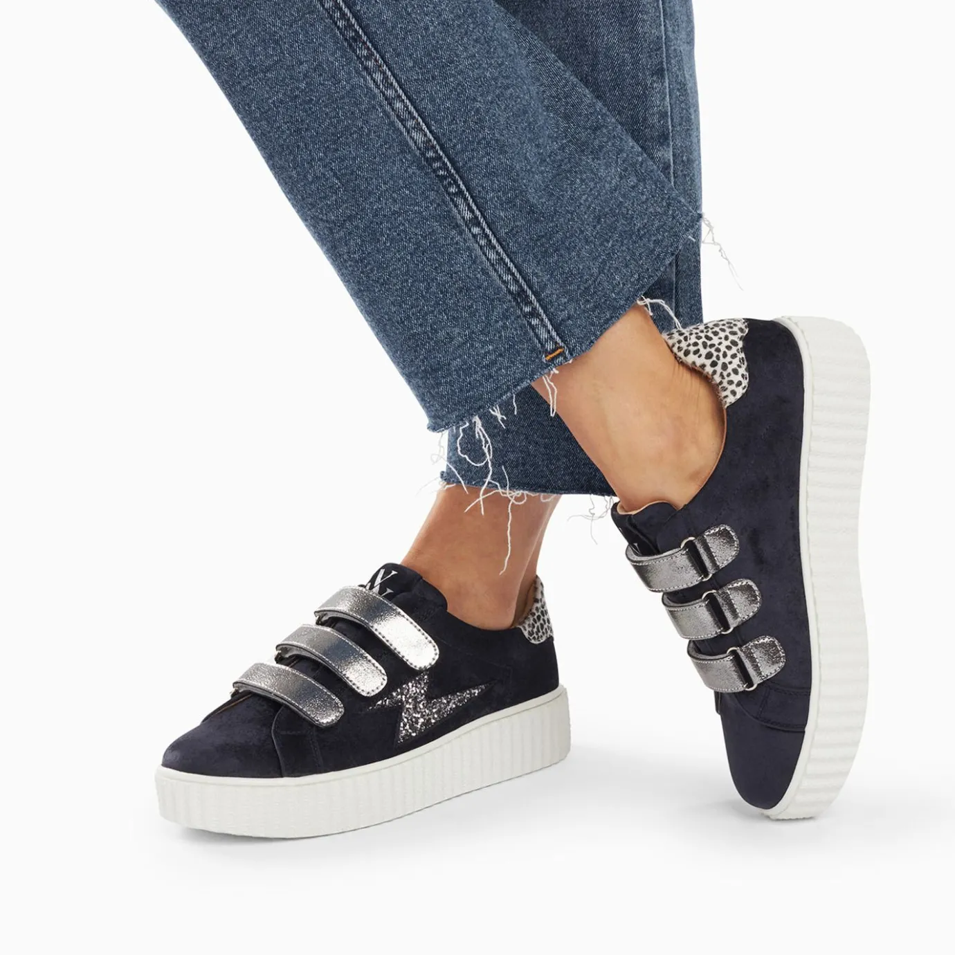 Vanessa Wu Sneakers | Baskets Eclair Maelle Bleu Et Anthracite A Scratchs