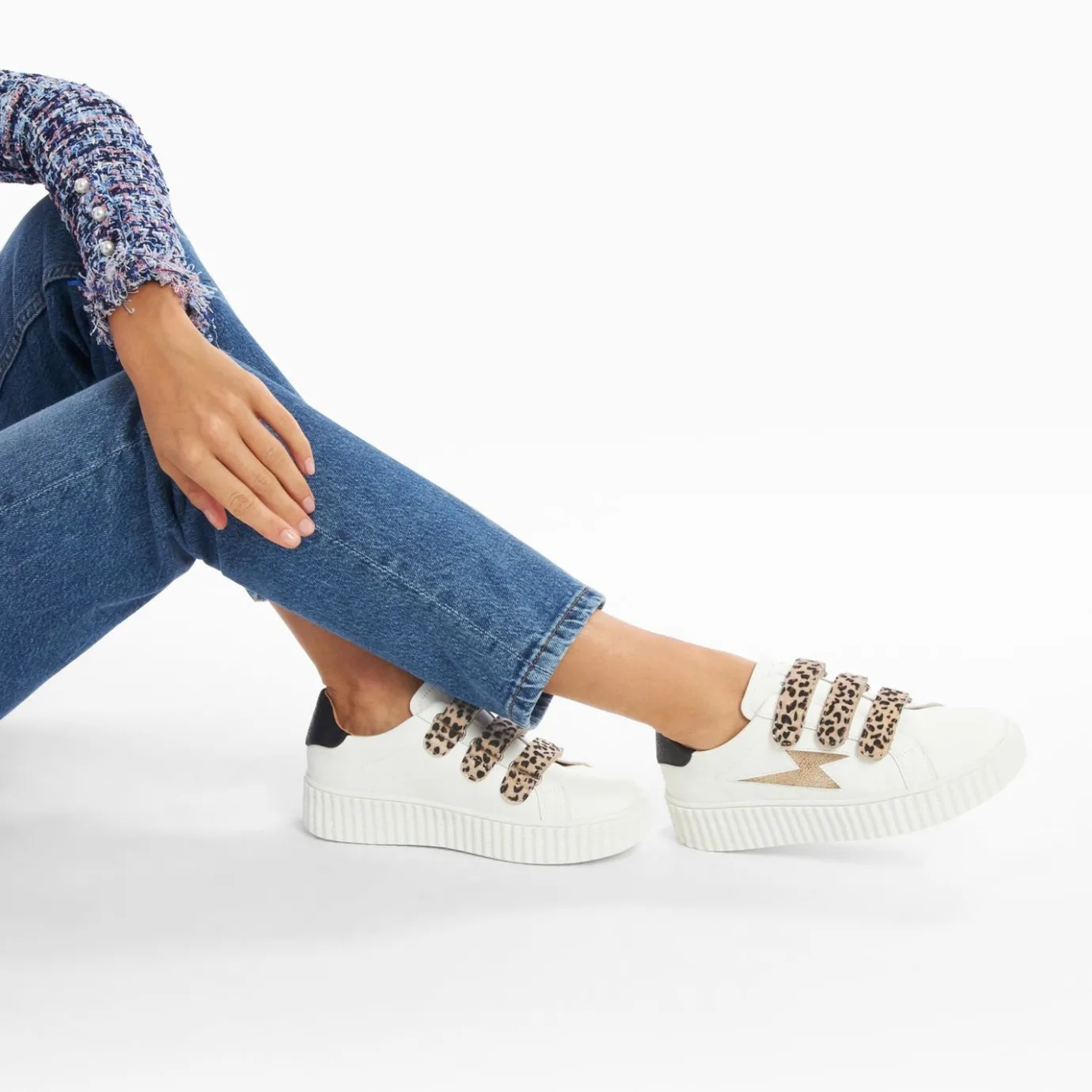 Vanessa Wu Sneakers | Baskets Eclair Maggie Blanc Et Or A Scratchs Leopard