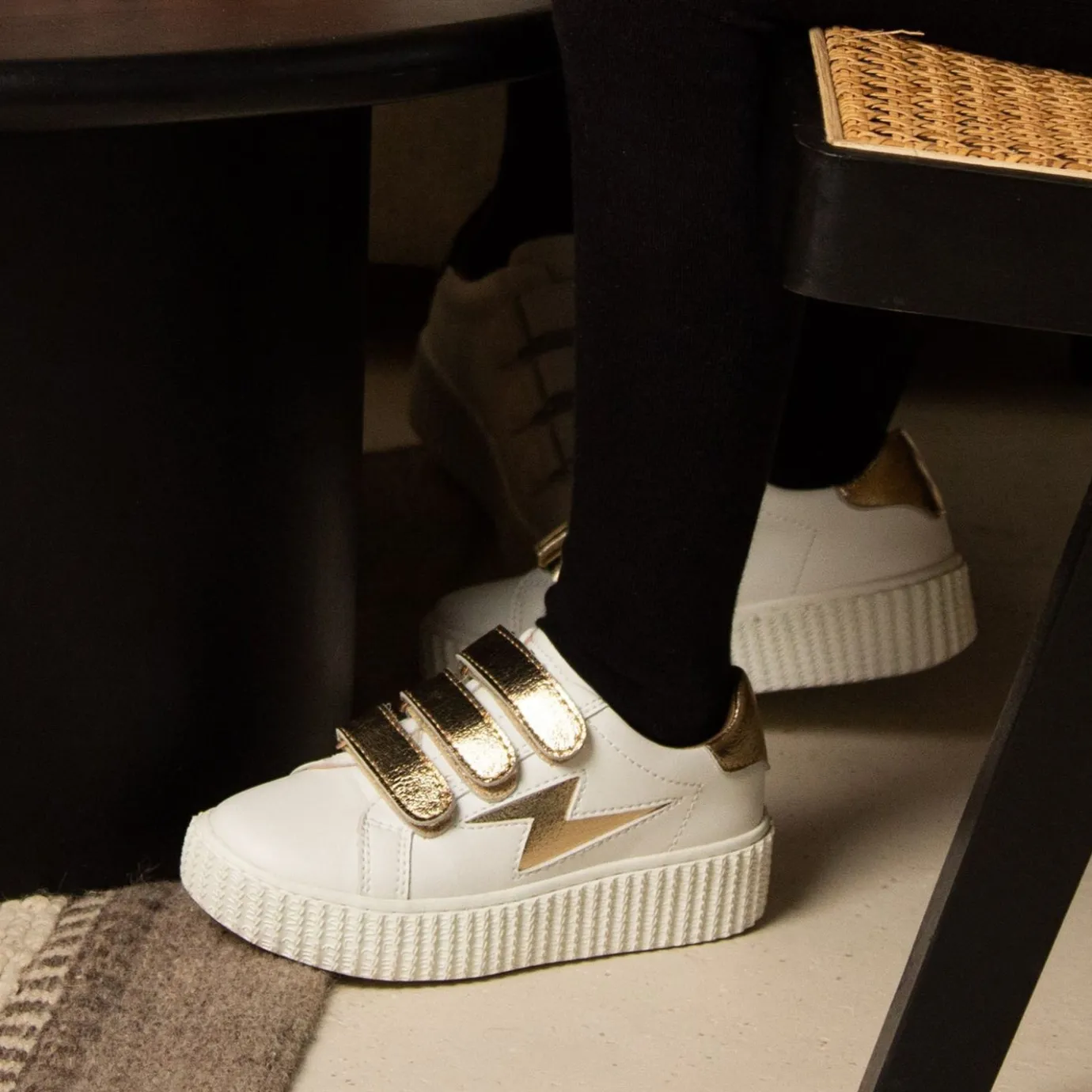 Vanessa Wu Sneakers | Baskets Eclair Mini Marilou Blanc Et Or A Scratchs