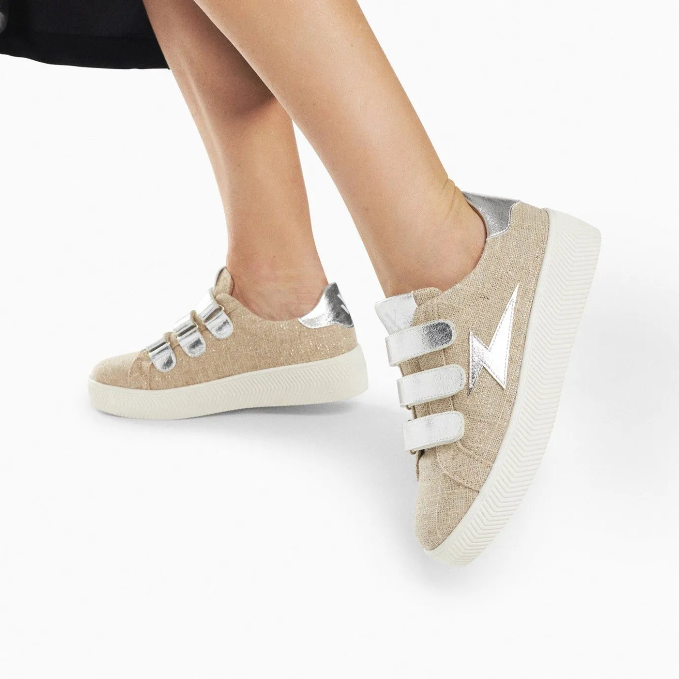 Vanessa Wu Sneakers | Baskets Eclair Wissem Beige Et Argent A Scratchs