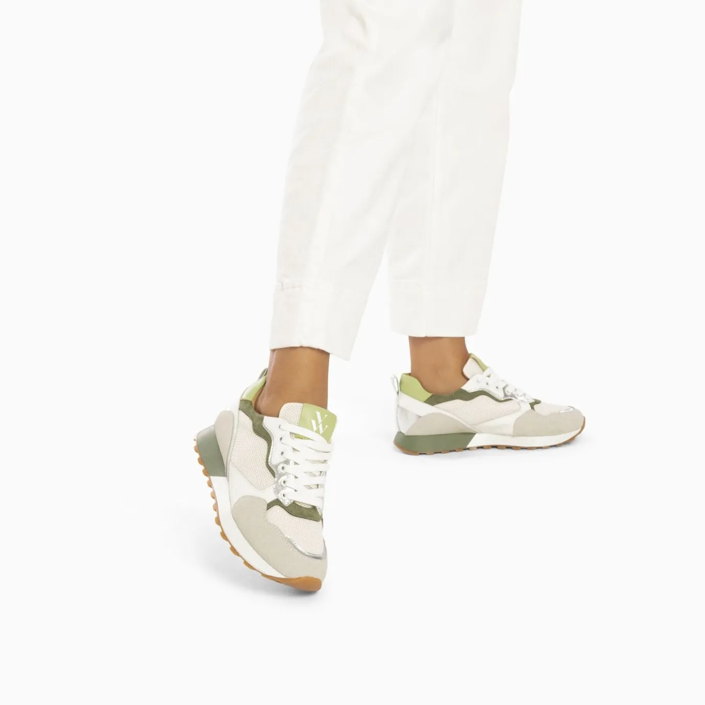 Vanessa Wu Sneakers | Baskets Margaux Gris Et Vert A Semelle Running