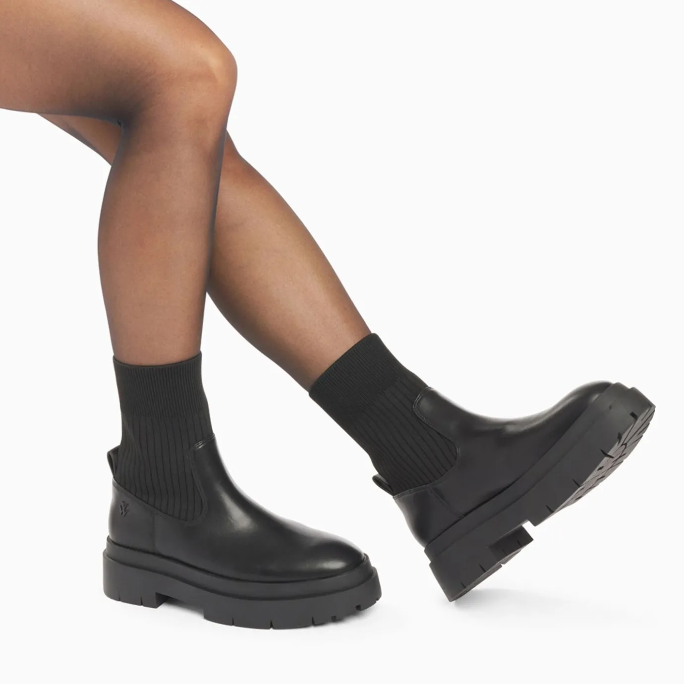 Vanessa Wu Bottines | Bottines Chaussettes Elisa Noires A Plateforme Crantee