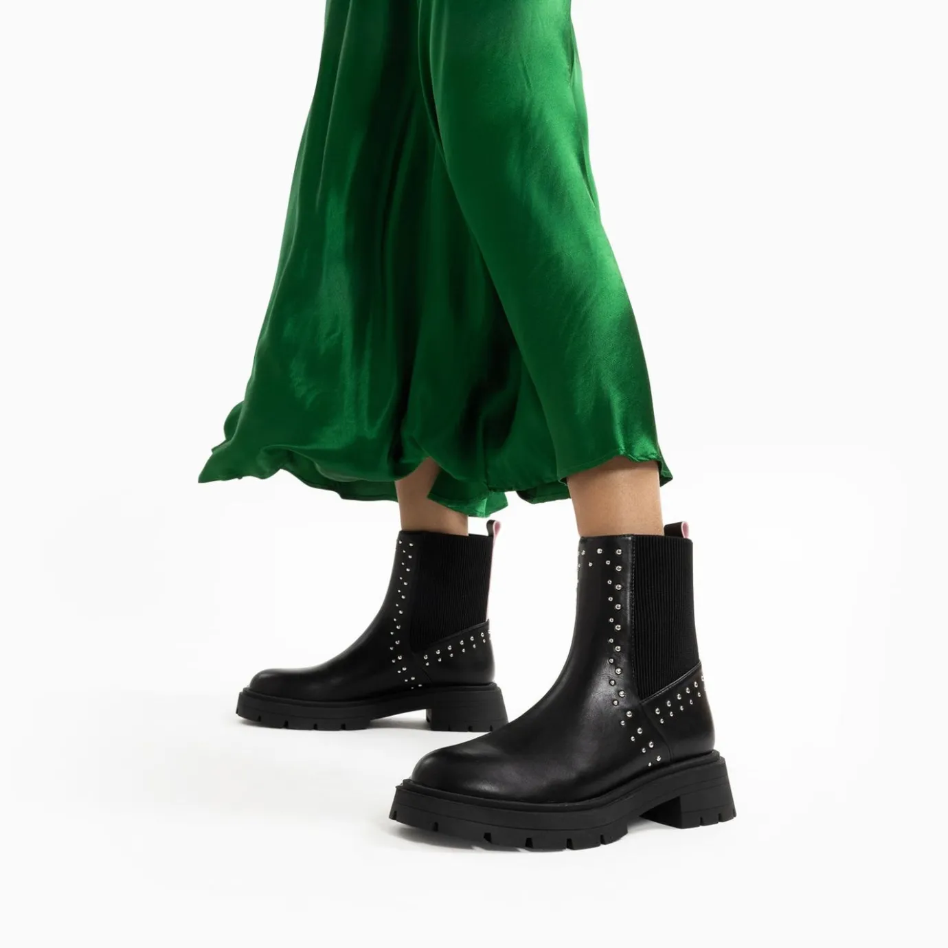 Vanessa Wu Bottines | Bottines Montantes Montmartre Noires A Clous Et Elastique