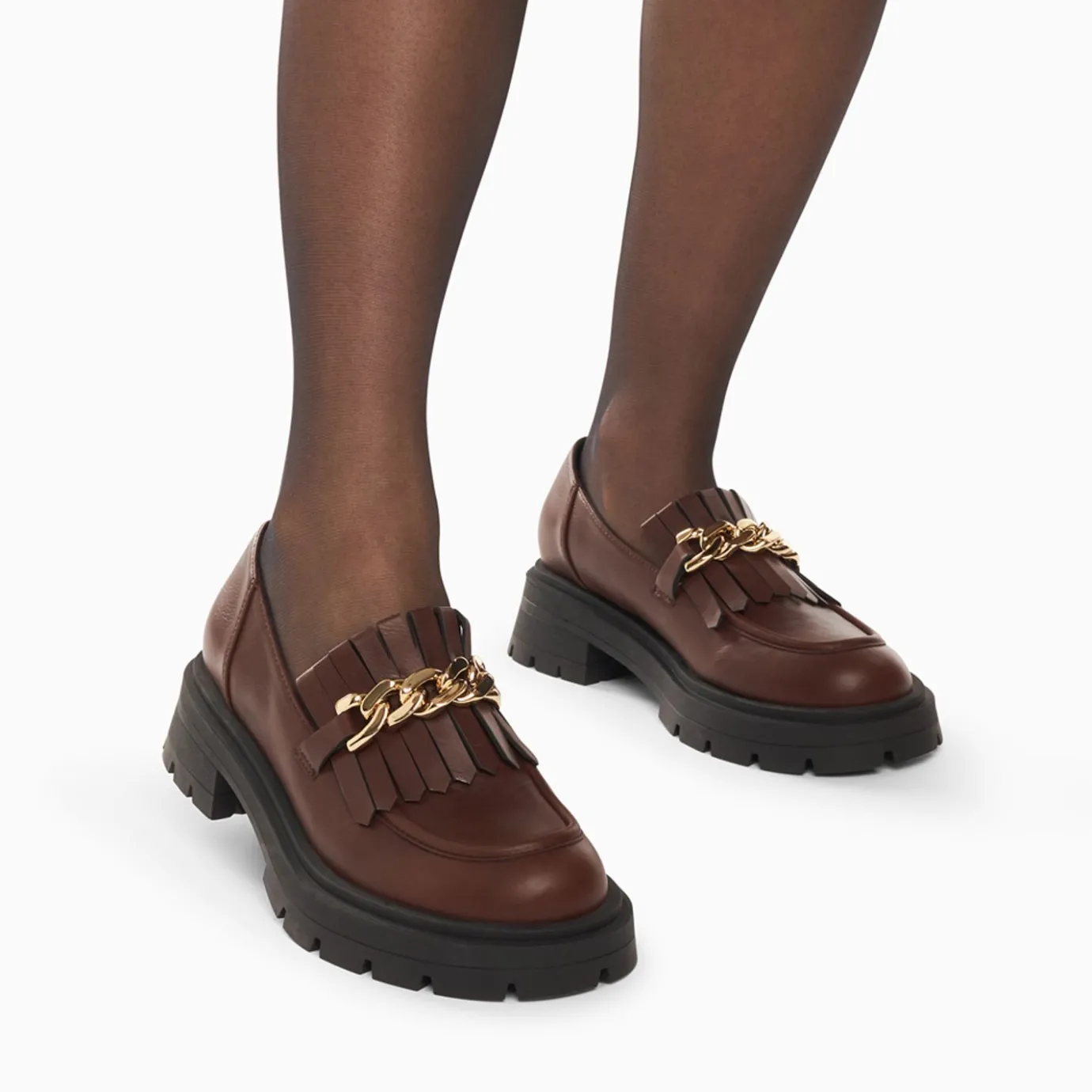 Vanessa Wu Mocassins, Derbies, Ballerines | Mocassins Angele Marron A Chaine Or Et Semelle Crantee