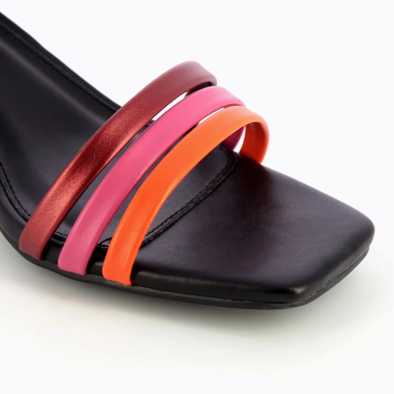 Vanessa Wu Sandales À Talon, Compensées | Mules Gaetane Noires A Brides Multicolores